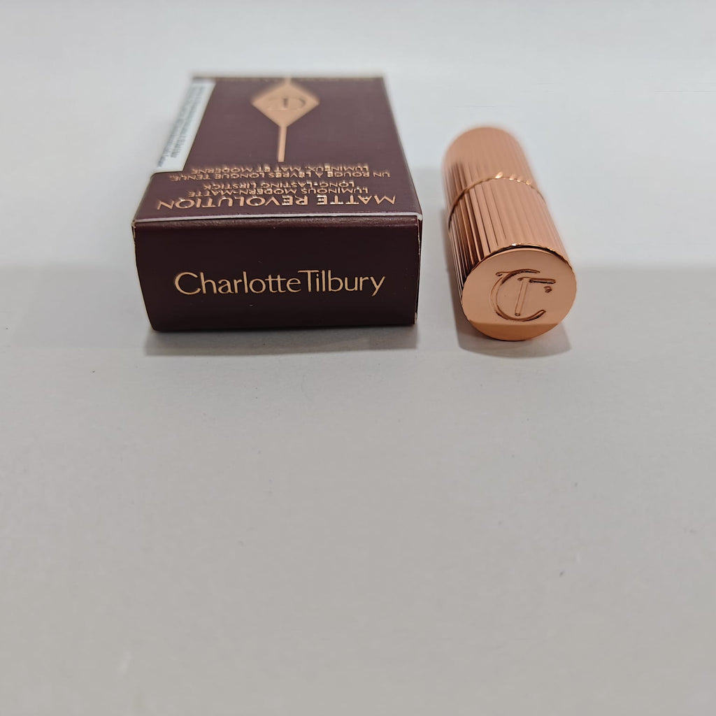 Charlotte Tilbury Matte Revolution Pillow Talk Lipstick – 1.1g Miniature