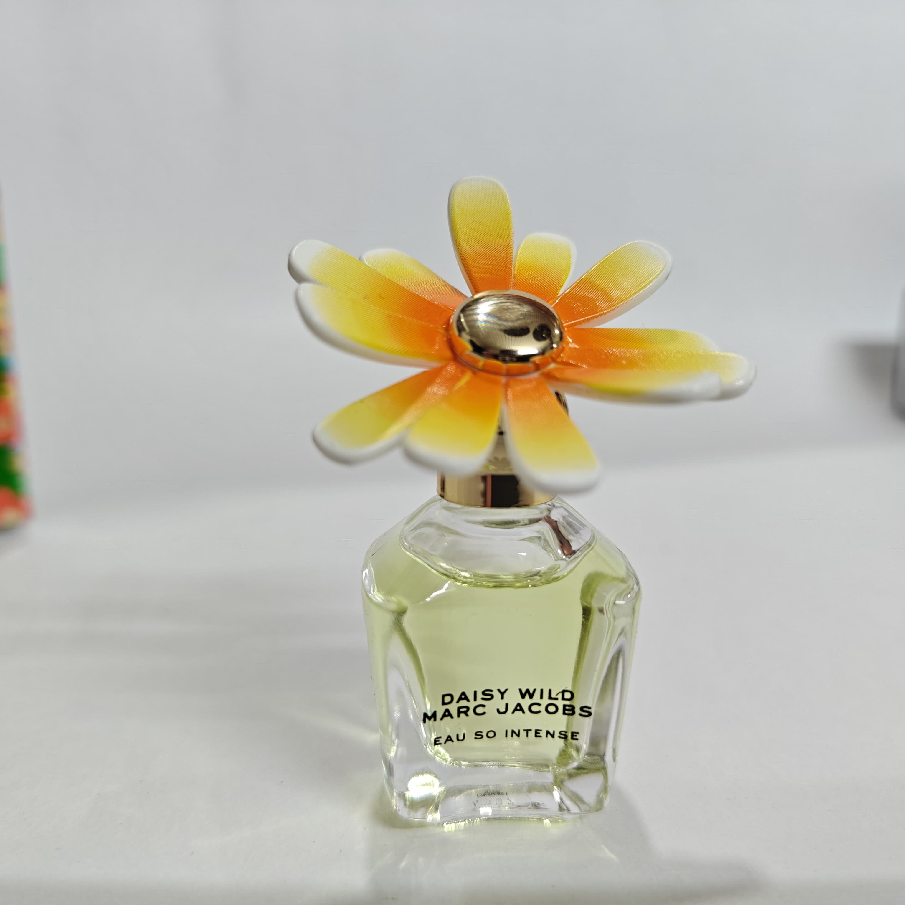 Marc Jacobs Daisy Wild - Eau So Intense Eau De Parfum Mini (4ml)