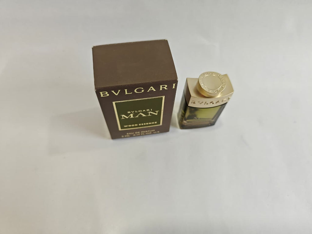 Blvgri Man Wood Essence Eau de Parfum (5ml)