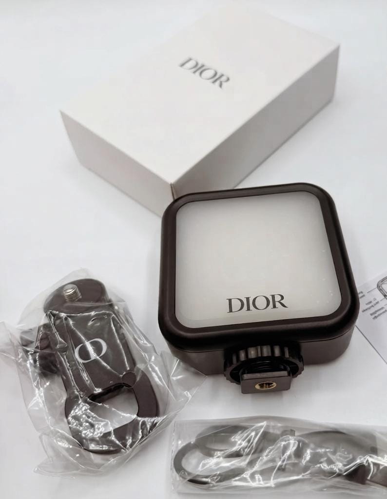 Dior Beauty Rechargeable Clip-On LED Ring Light